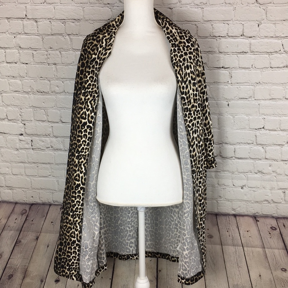🌺SOLD🌺Leopard Print long blazer - Picture 7 of 8